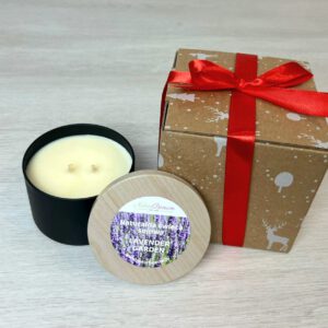 Naturalna świeca sojowa LAVENDER GARDEN w czarnej puszce