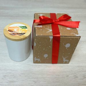 Naturalna świeca sojowa SŁODKIE POMARAŃCZE w świątecznym pakowaniu